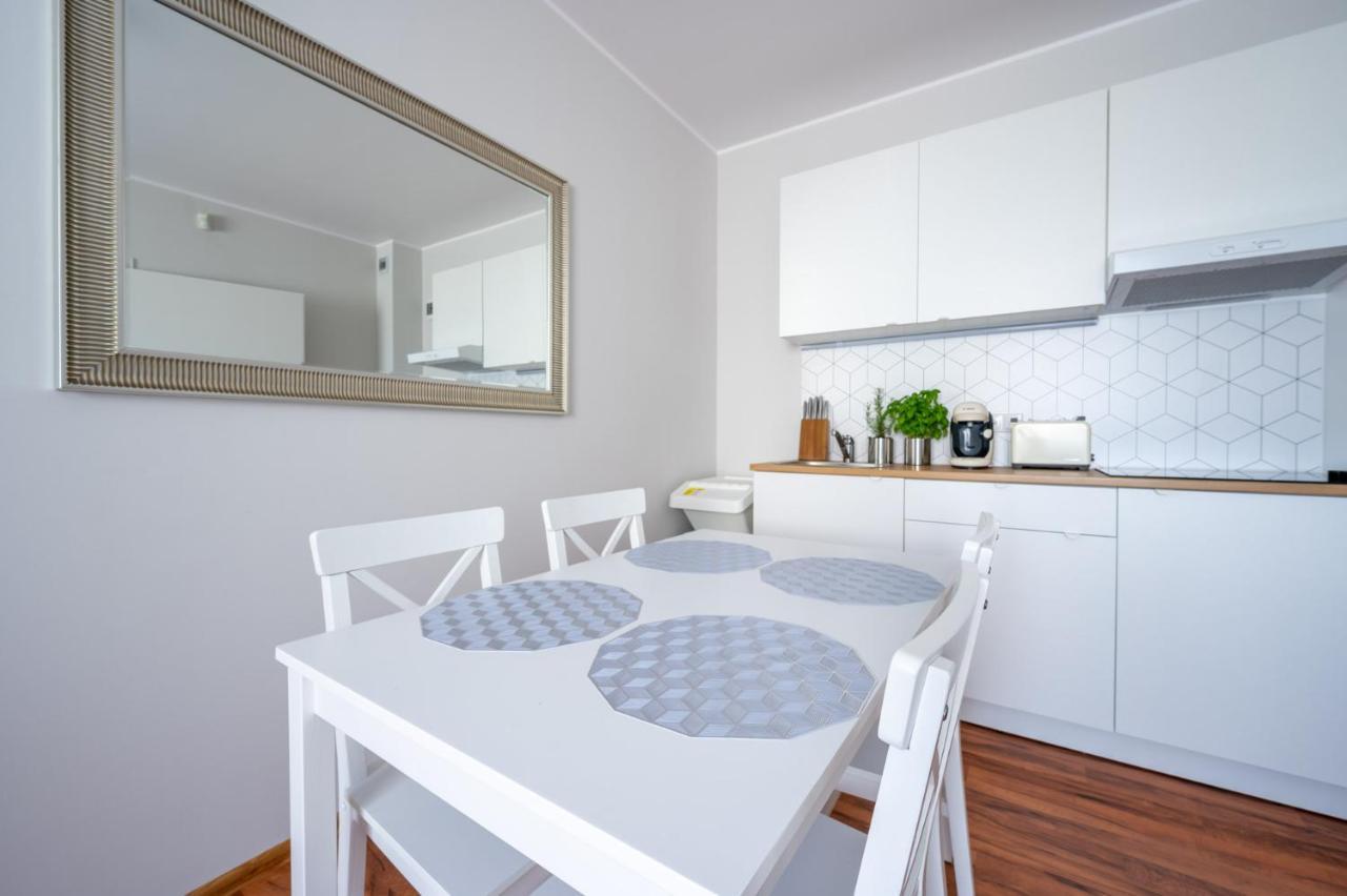 Seaesta Darlowo - Komfortowe Pokoje I Apartamenty Exterior foto